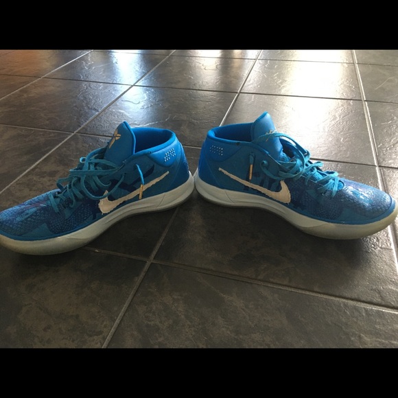 COPY - Kobe A.D. Mid 'DeMar DeRozan' PE - Picture 2 of 7